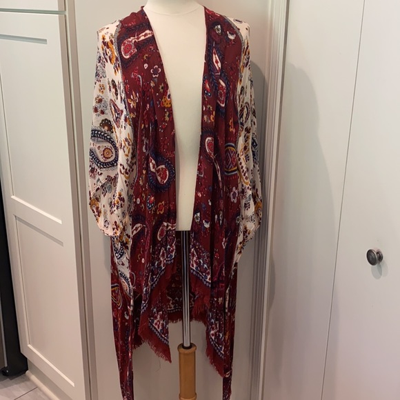 American Eagle Outfitters Sweaters - American Eagle lightweight kimono duster One Size